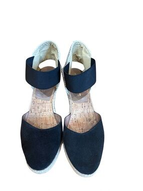David Taylor Black Espadrille Wedge Sandals
